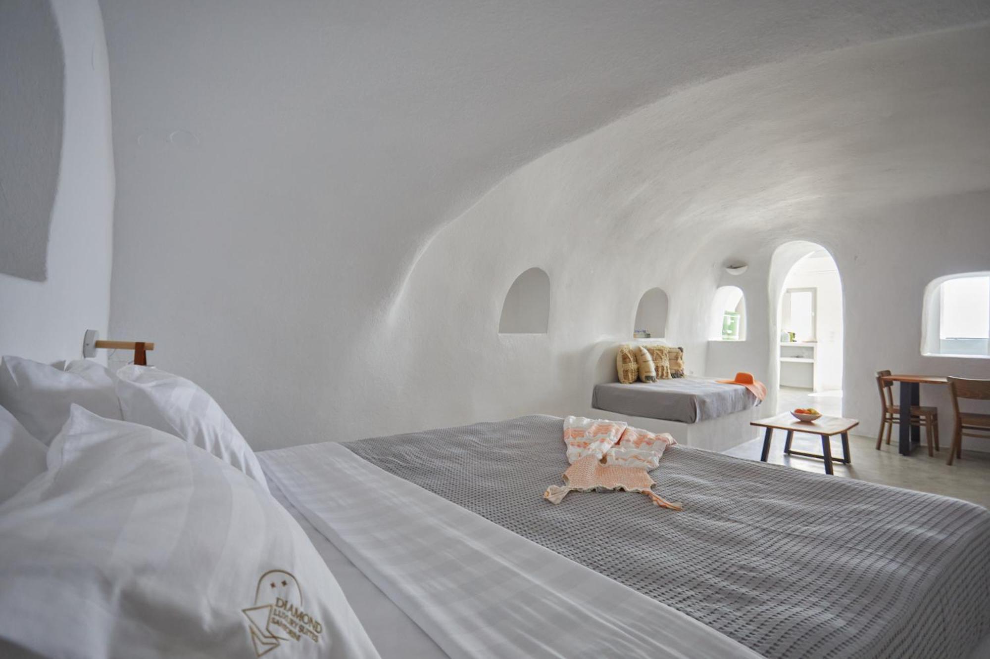 Diamond Luxury Suites Collection Oía Dış mekan fotoğraf